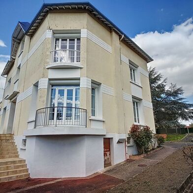 Maison 13 pièces 346 m²