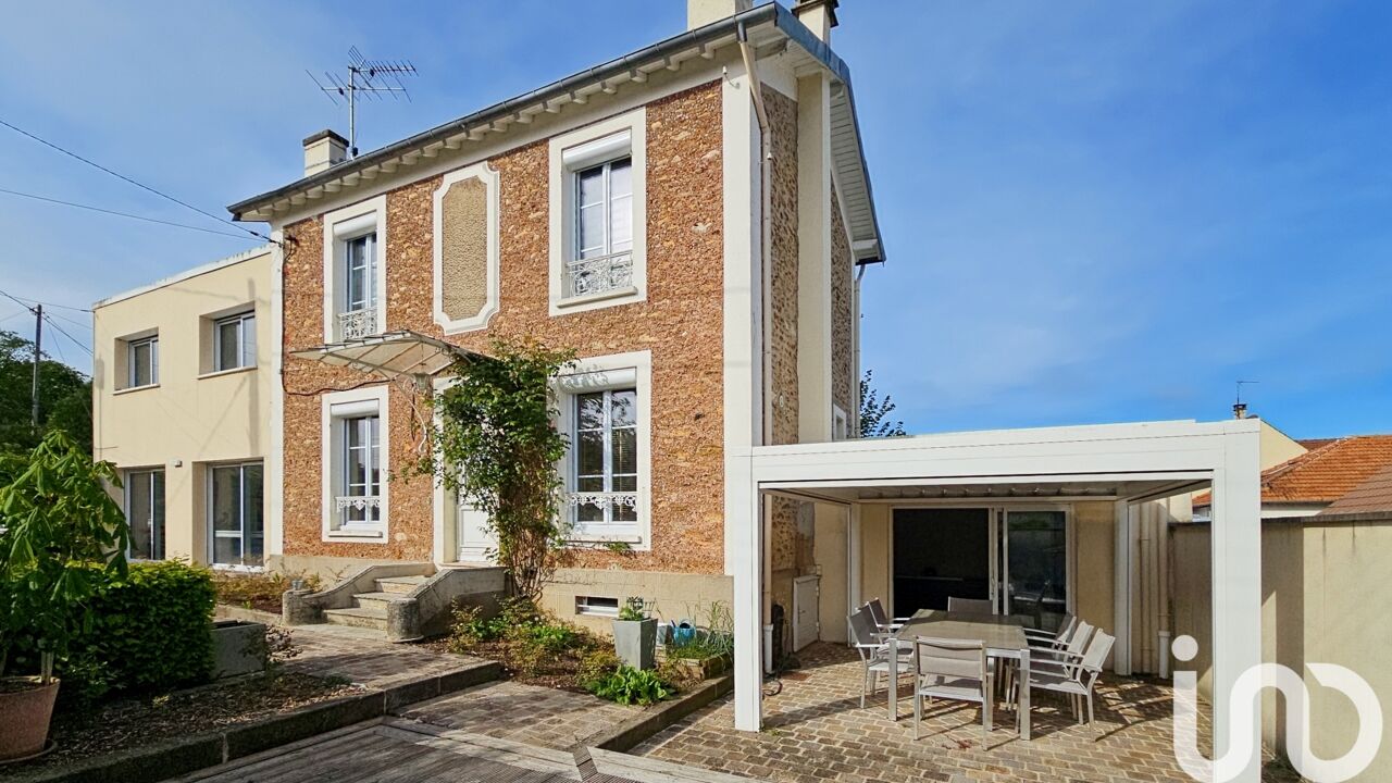 maison 5 pièces 120 m2 à vendre à Combs-la-Ville (77380)