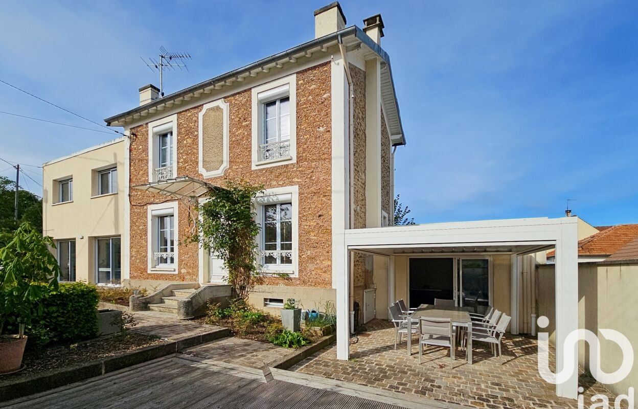 maison 5 pièces 120 m2 à vendre à Combs-la-Ville (77380)