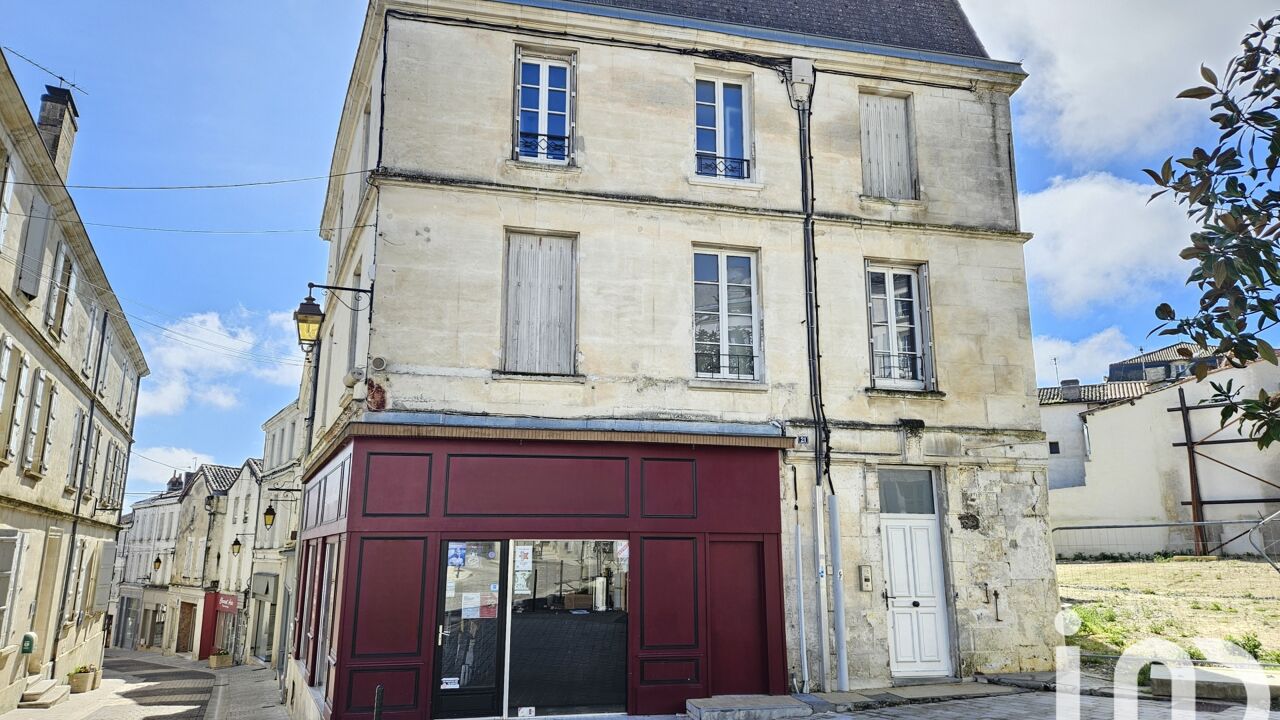 immeuble  pièces 234 m2 à vendre à Barbezieux-Saint-Hilaire (16300)