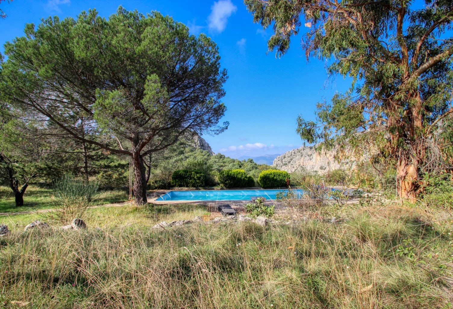 SAINT MARTIN DE PEILLE 'LES LACS' - PROPRIETE 6P 160M² | TERRAIN — photo 1