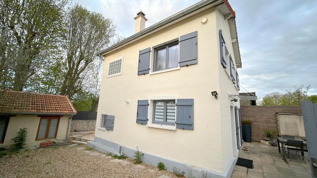 maison 4 pièces 90 m2 à vendre à Coupvray (77700)