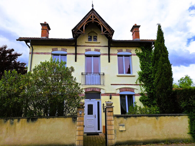 Villa / Maison 8 pièces  à vendre Riscle 32400