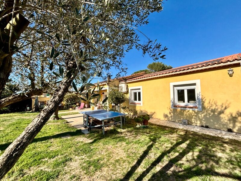 Villa / Maison 5 pièces  à vendre Roquebrune-sur-Argens 83520