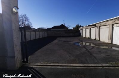 vente garage 299 900 € à proximité de Tancrou (77440)