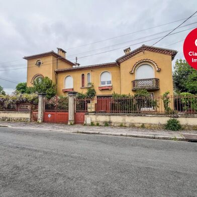 Appartement 6 pièces 164000 €