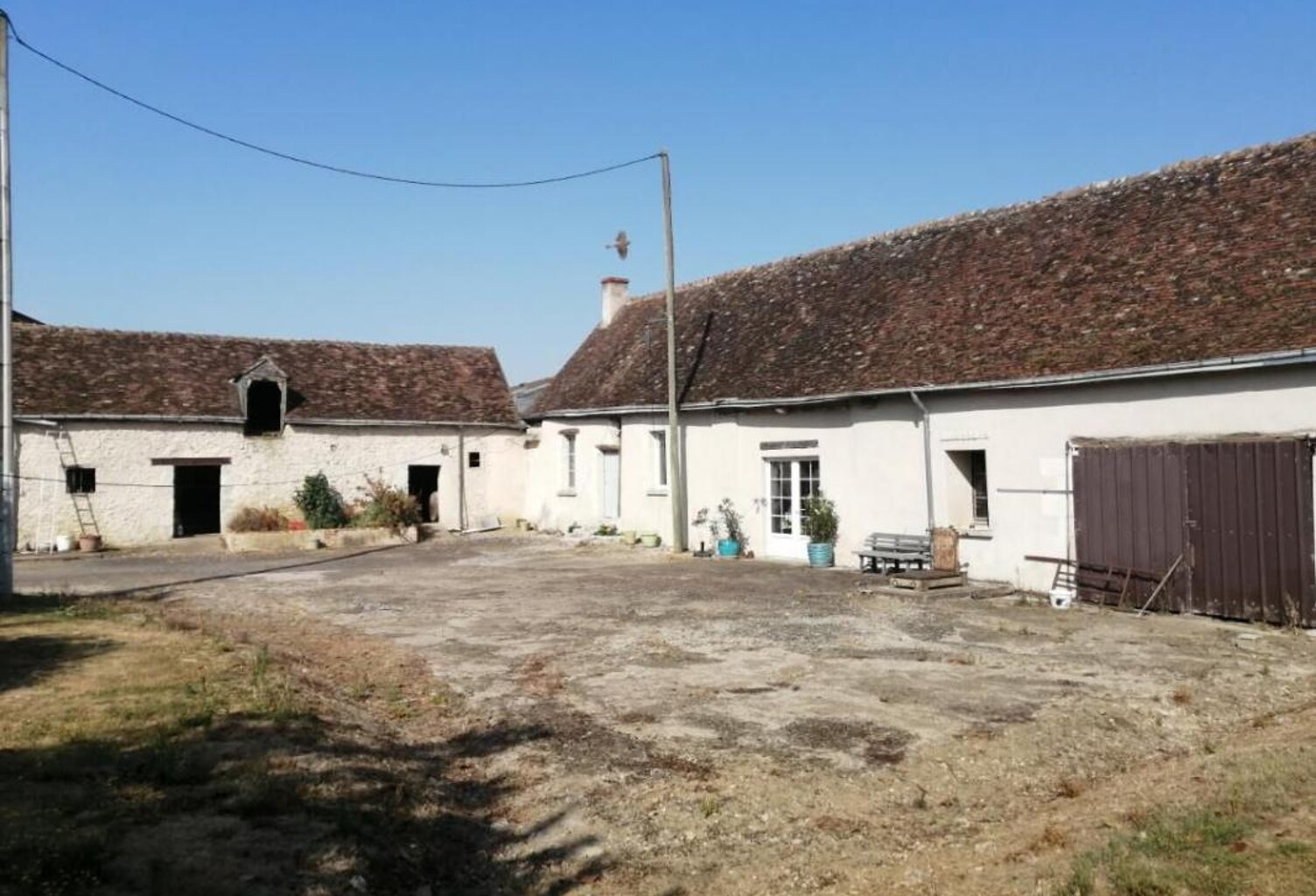 VENTE d'une longère 6 pièces (174 m²)  Monnaie — photo 1