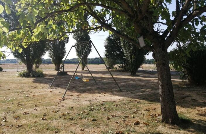 VENTE d'une longère 6 pièces (174 m²)  Monnaie — photo 4