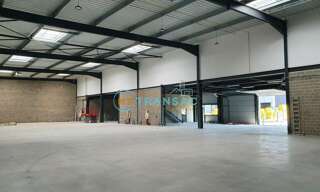 Local industriel  457 m² à vendre à Saint-Pierre-du-Perray (91280)