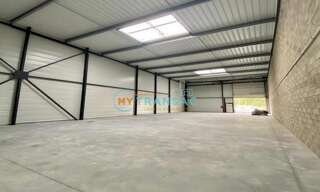 Local industriel  647 m² à vendre à Saint-Pierre-du-Perray (91280)