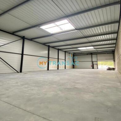 Local industriel 432 m²