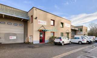 Local industriel  389 m² à louer à Pontault-Combault (77340)