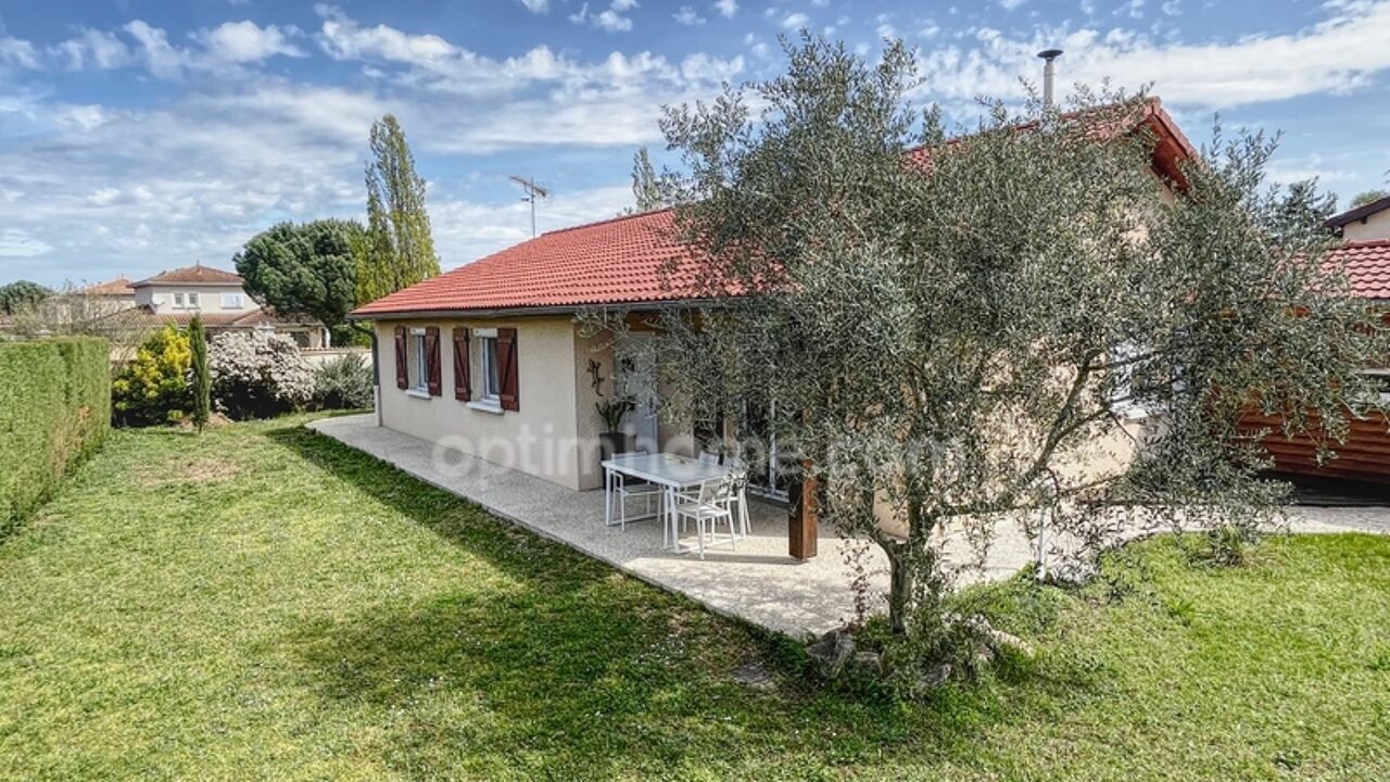 maison 5 pièces 106 m2 à vendre à Pusignan (69330)