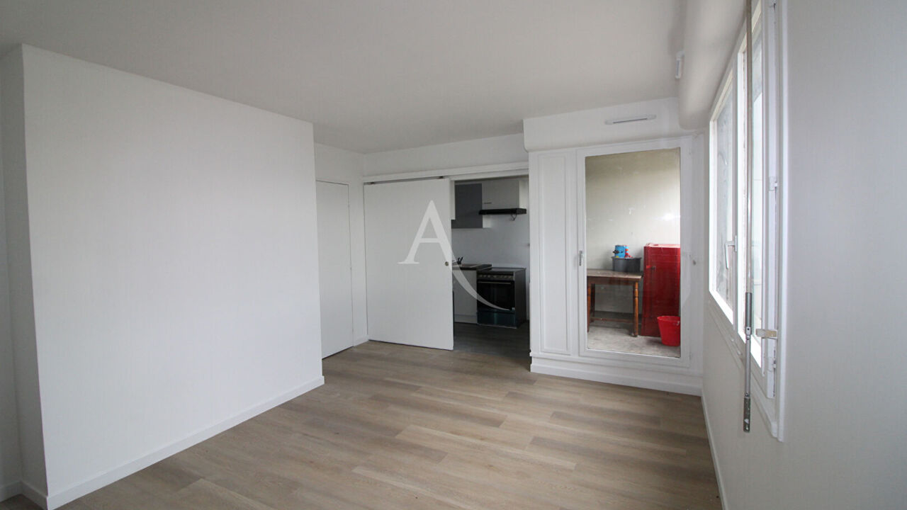 appartement 1 pièces 33 m2 à louer à Évry-Courcouronnes (91000)