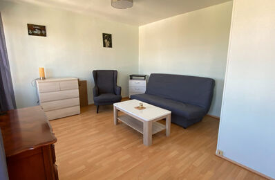 location appartement 425 € CC /mois à proximité de Dordives (45680)