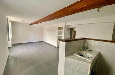 location appartement 780 € CC /mois à proximité de Istres (13800)