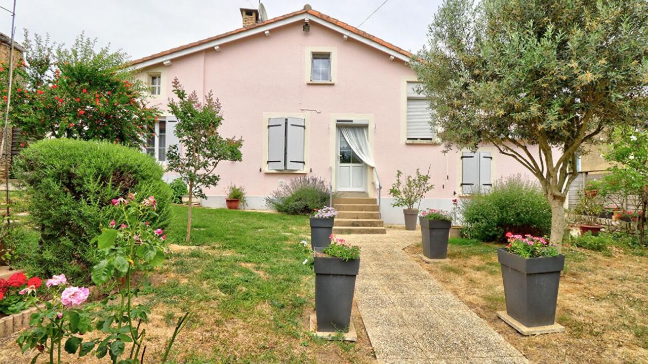maison 4 pièces 127 m2 à vendre à Saint-Christophe-sur-Roc (79220)