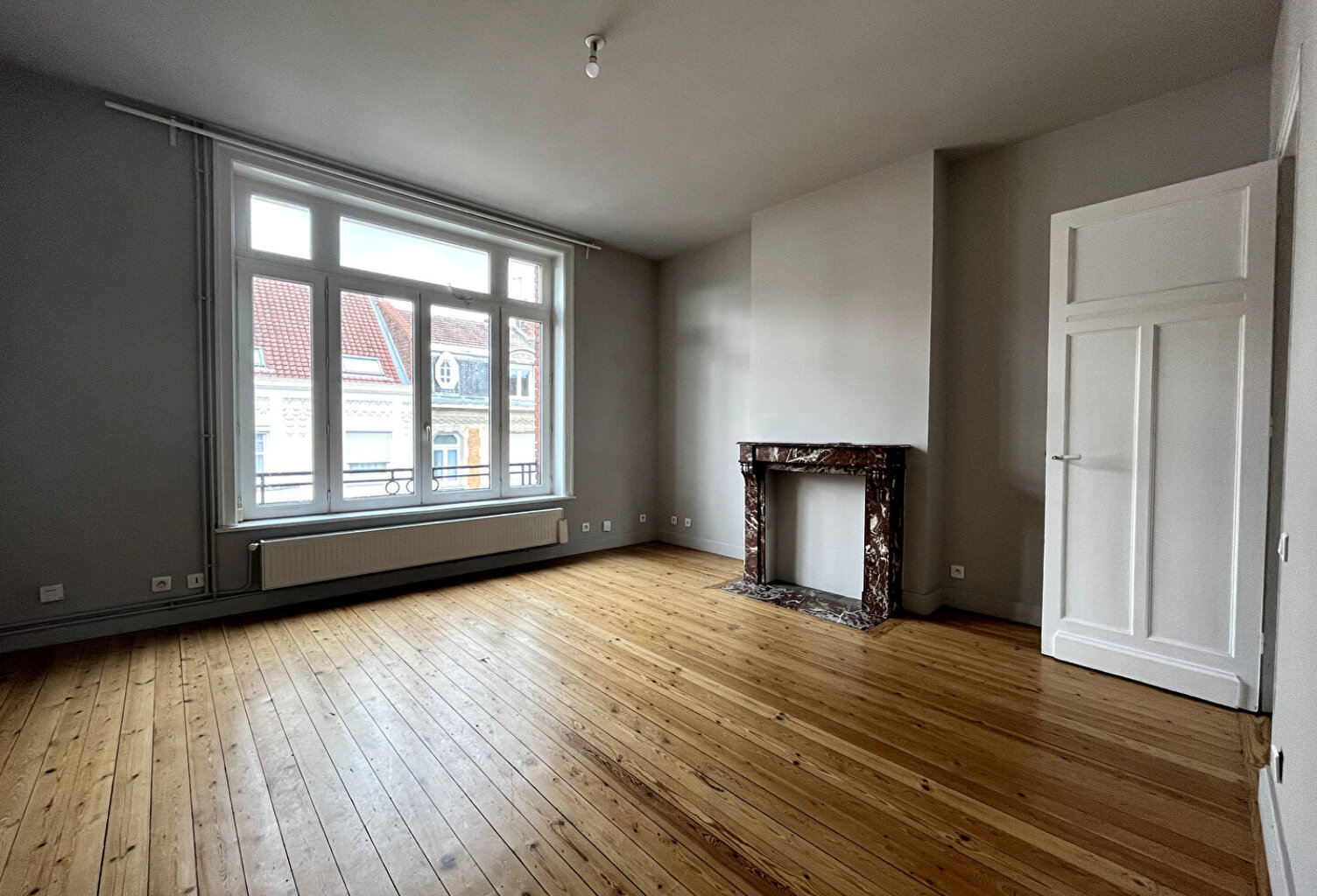 APPARTEMENT T5 DUPLEX 130 M2 - LA MADELEINE ROMARIN — photo 1