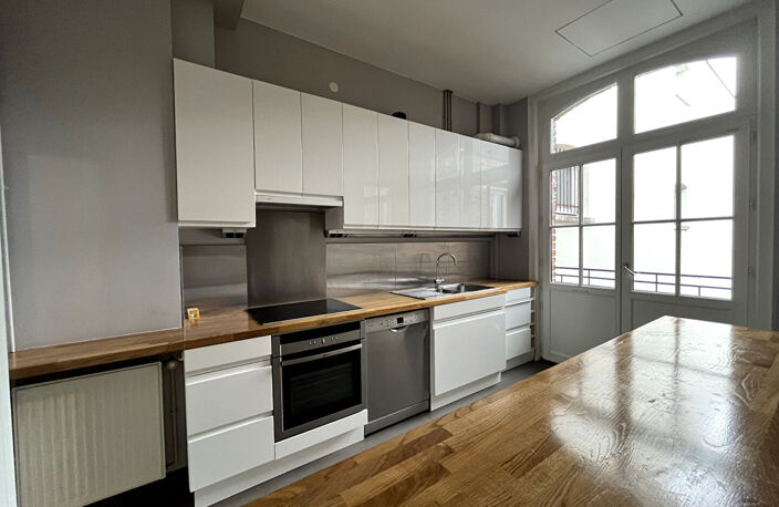 APPARTEMENT T5 DUPLEX 130 M2 - LA MADELEINE ROMARIN — photo 4