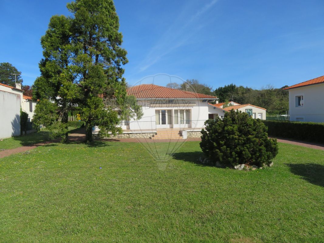 Villa / Maison  T5 à vendre Meschers-sur-Gironde 17132
