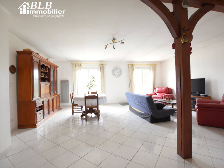 78690 LES ESSARTS LE ROI    Maison à vendre 7 pièces — photo 1