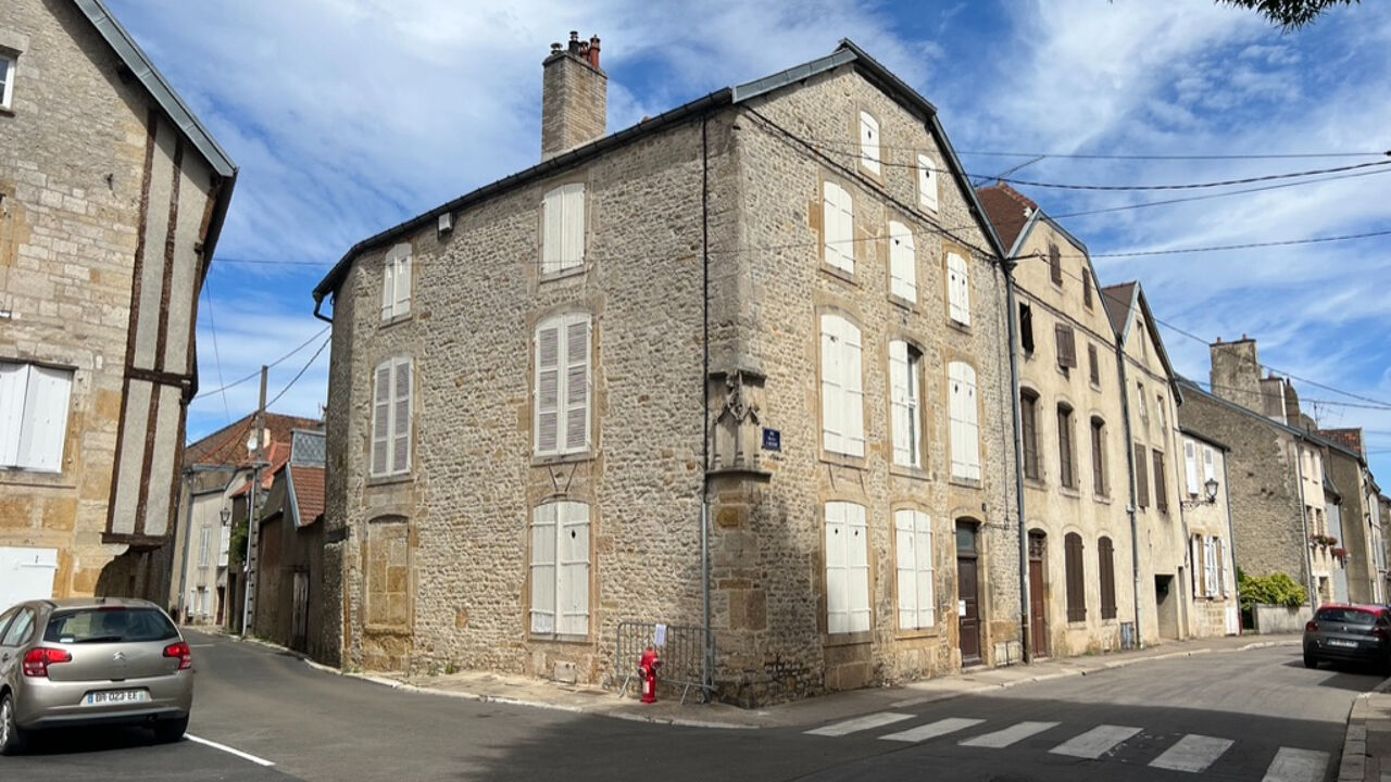maison 12 pièces 260 m2 à vendre à Langres (52200)