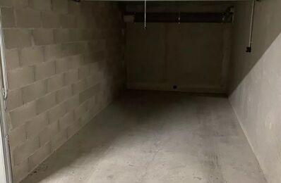 location garage 80 € CC /mois à proximité de Corbas (69960)