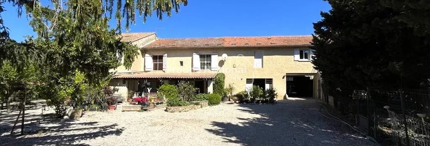 Maison 12 Pièces 205 m² à vendre à Pernes-les-Fontaines (84210)