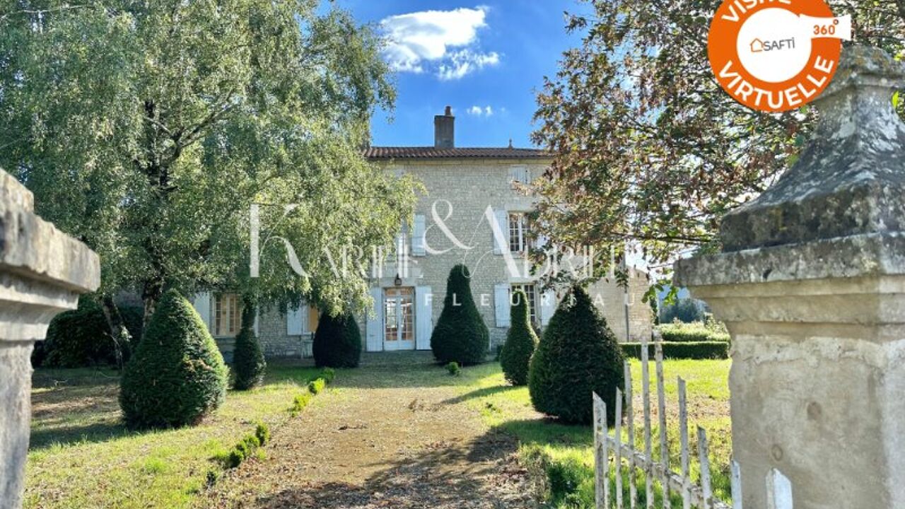 maison 7 pièces 181 m2 à vendre à Fontenay-le-Comte (85200)