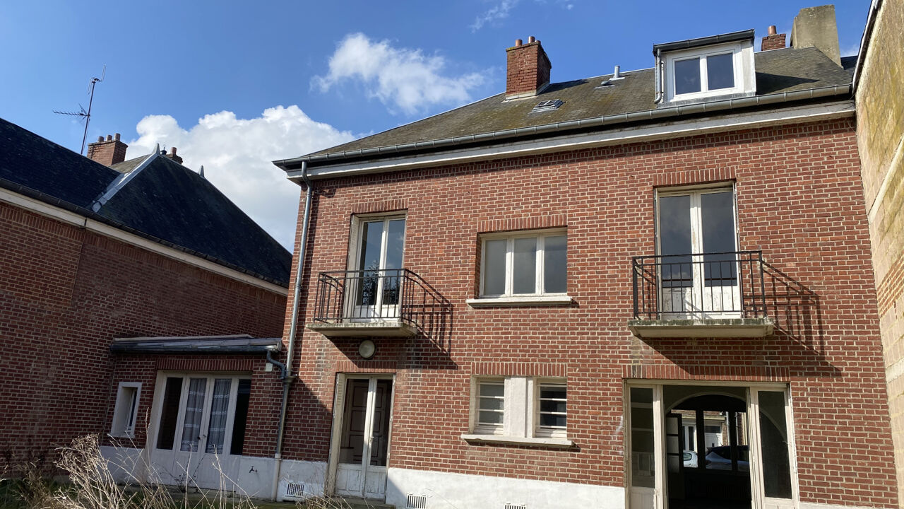 maison 7 pièces 151 m2 à vendre à Poix-de-Picardie (80290)