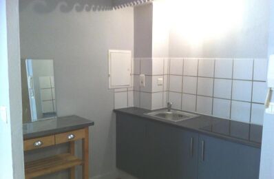 location appartement 490 € CC /mois à proximité de Villemoustaussou (11620)
