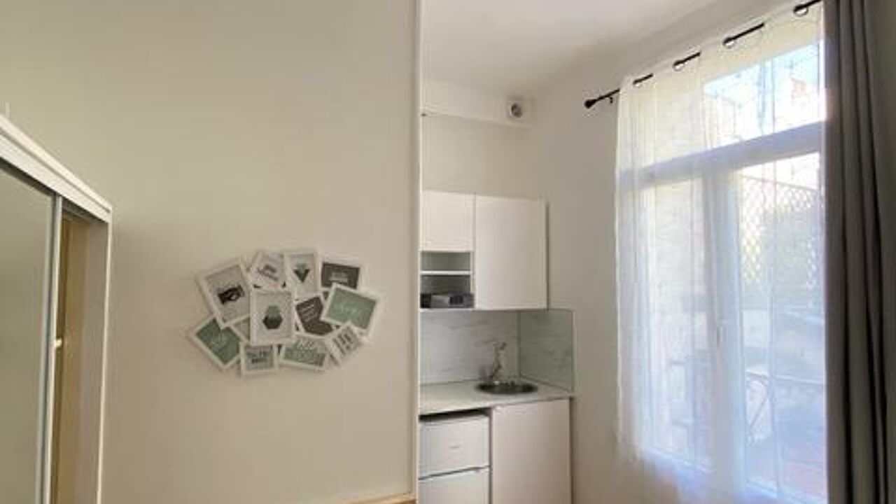 appartement 1 pièces 11 m2 à louer à Paris 15 (75015)