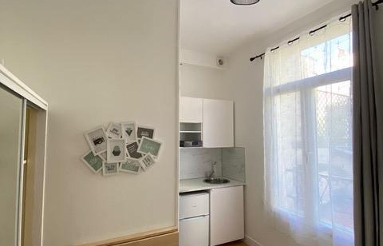 appartement 1 pièces 11 m2 à louer à Paris 15 (75015)