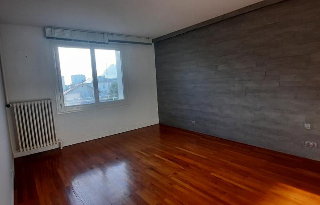 appartement 3 pièces 88 m2 à louer à Albertville (73200)