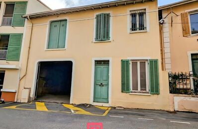 maison 5 pièces 260 m2 à vendre à Fréjus (83600)