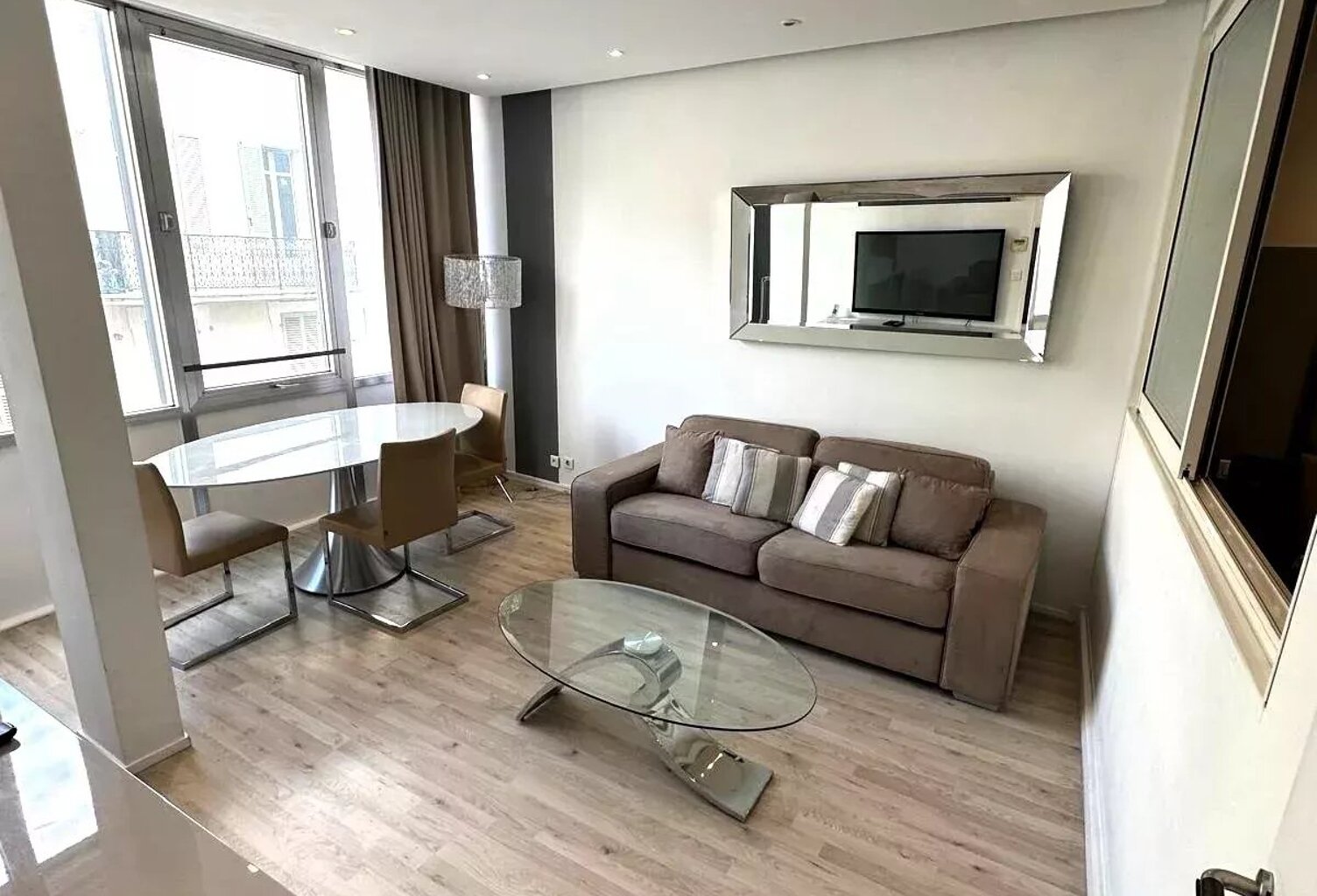 Cannes Centre 'Banane' Appartement 3 pièces — photo 1