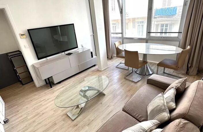 Cannes Centre 'Banane' Appartement 3 pièces — photo 3