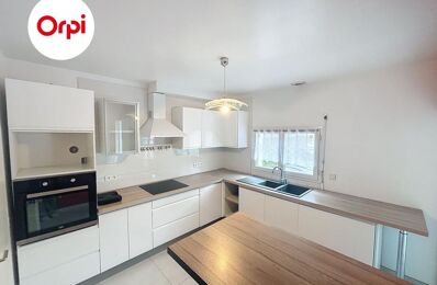 location maison 900 € CC /mois à proximité de Évellys (56500)