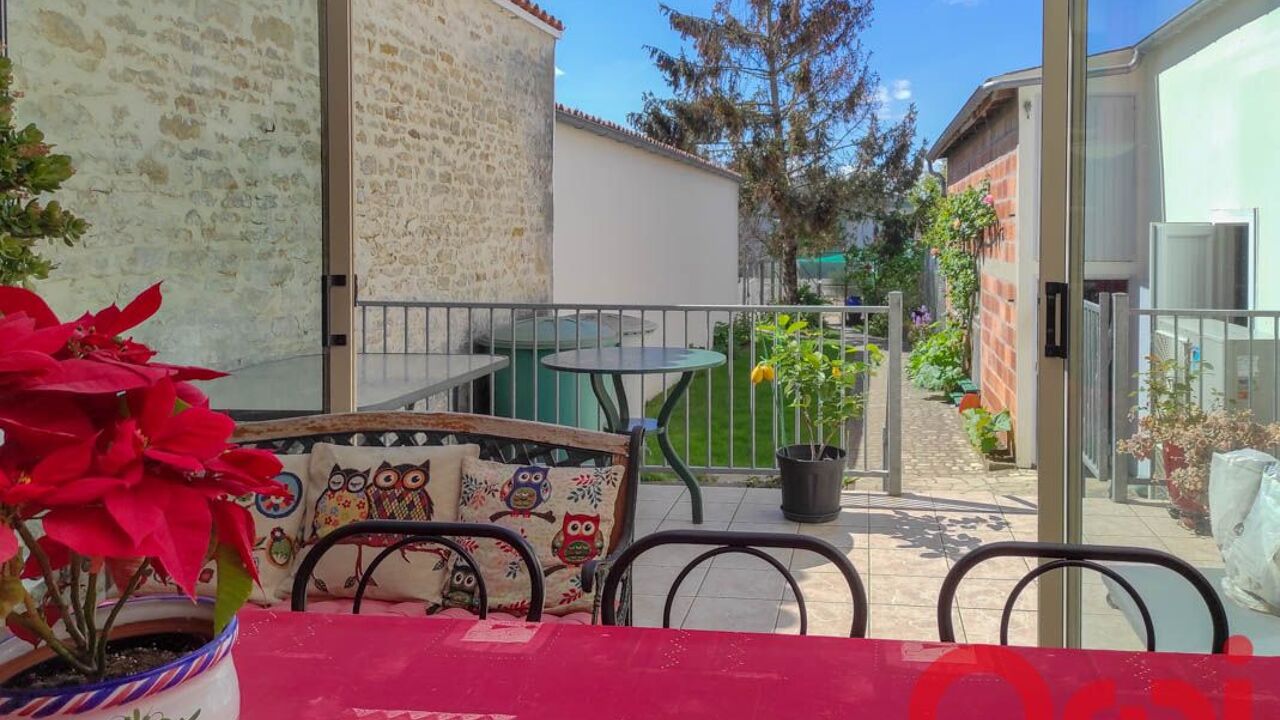 maison 6 pièces 207 m2 à vendre à Rochefort (17300)