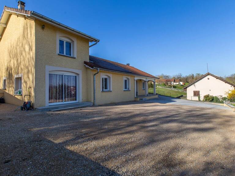 Maison 160 m² sur 1515 m² de terrain à Bouvesse Quirieu — photo 1
