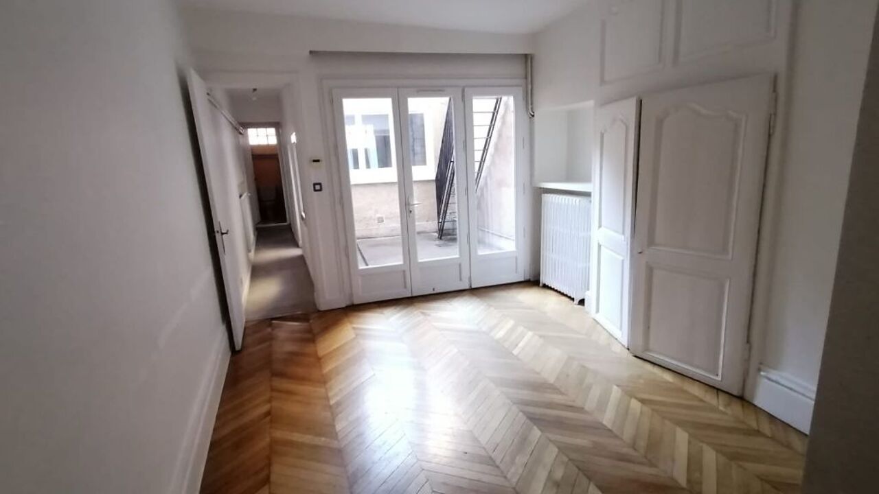 maison 5 pièces 121 m2 à louer à Poitiers (86000)