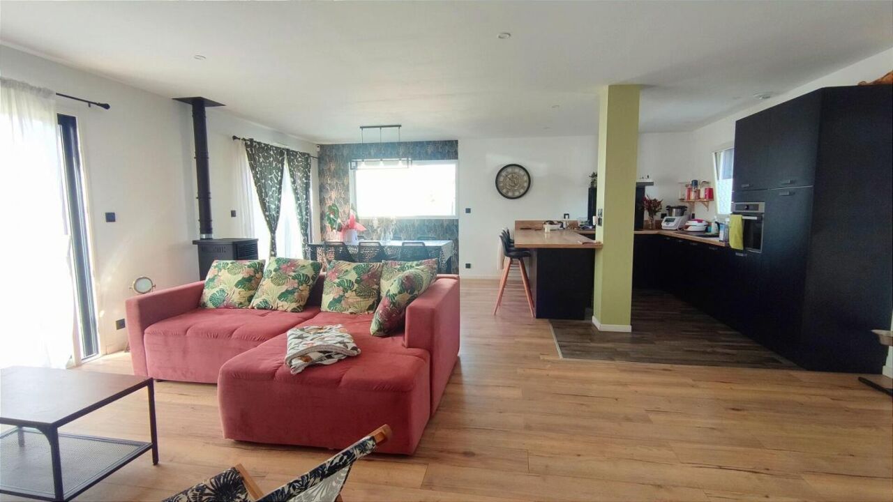 maison 7 pièces 121 m2 à vendre à Kernilis (29260)