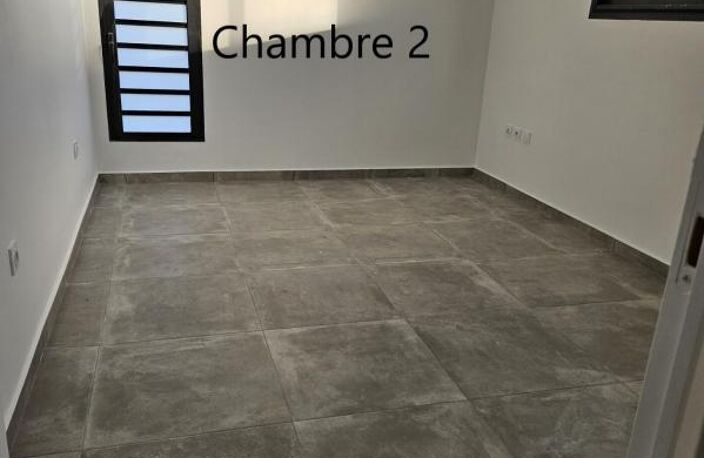 SAINT-LEU (Piton Saint-Leu) VILLA 2, NEUVE F4 A ETAGE AVEC VUE — photo 3