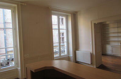 location appartement 475 € CC /mois à proximité de Luc-la-Primaube (12450)