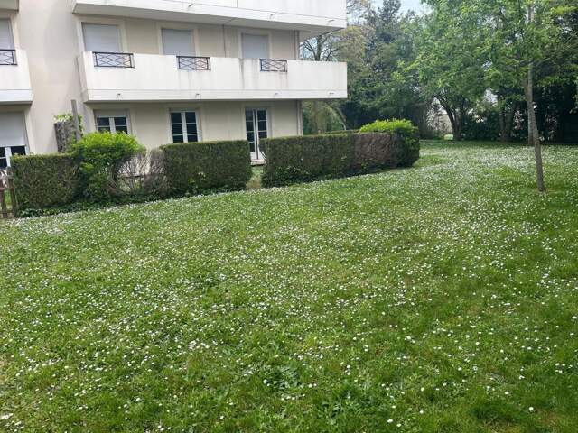 Appartement À Vendre Corbeil-Essonnes — photo du bien