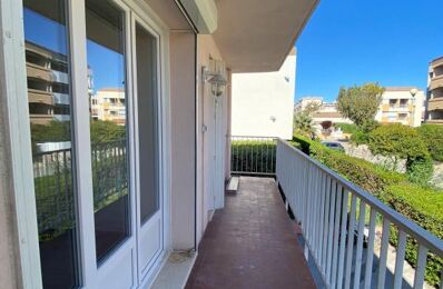 location appartement 650 € CC /mois à proximité de Sanary-sur-Mer (83110)