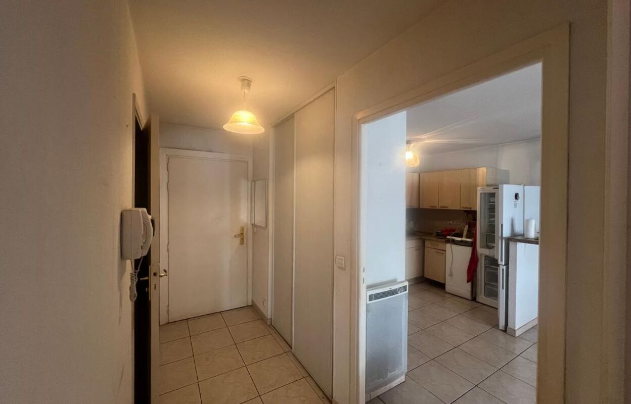 appartement 2 pièces 45 m2 à vendre à Saint-Raphaël (83530)