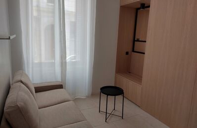 location appartement 695 € CC /mois à proximité de Lyon 2 (69002)