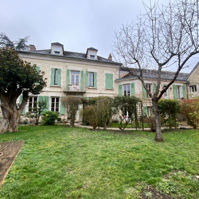 Maison 7 pièces 235 m²