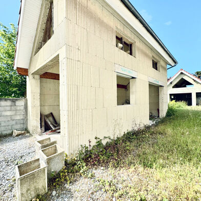 Maison 4 pièces 213000 €